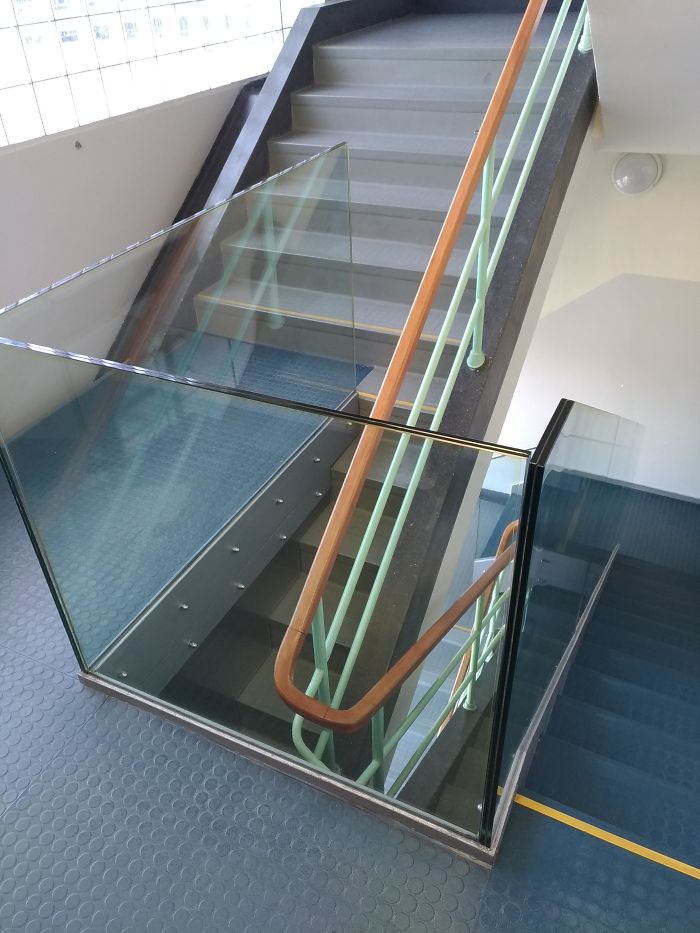 40 Epic Stair Design Fails That May Result In Some Serious Injuries