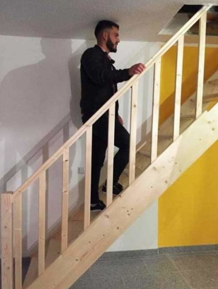 40 Epic Stair Design Fails That May Result In Some Serious Injuries
