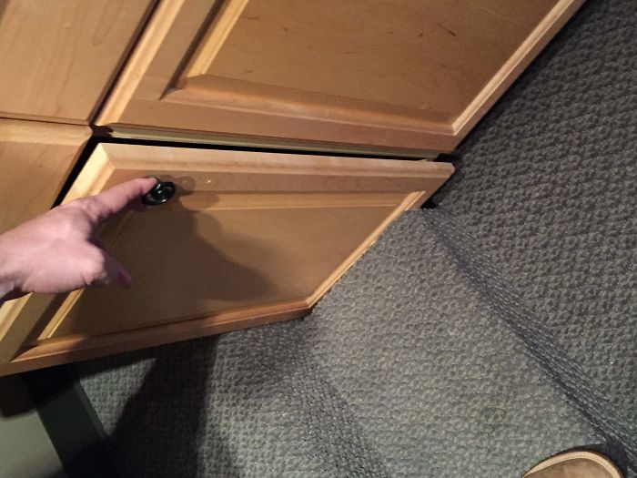 40 Epic Stair Design Fails That May Result In Some Serious Injuries