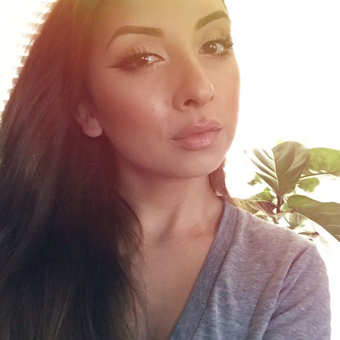 These Cakes By Leslie Vigil Look Like They’ve Been Decorated With Needle And Thread These Cakes By Leslie Vigil Look Like They’ve Been Decorated With Needle And Thread