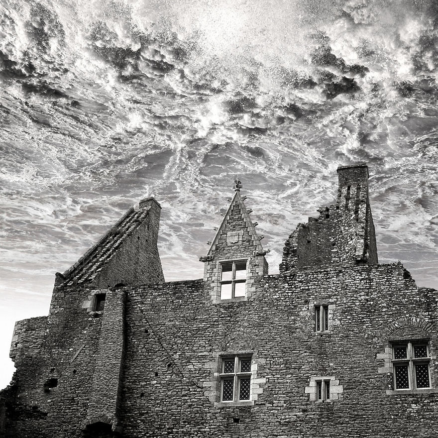 I Had Nightmares Of Flooded Landscapes And Tsunami-Like Scenarios, So I Created This Photo Series And They Stopped (12 Pics) I Had Nightmares Of Flooded Landscapes And Tsunami-Like Scenarios, So I Created This Photo Series And They Stopped (12 Pics)