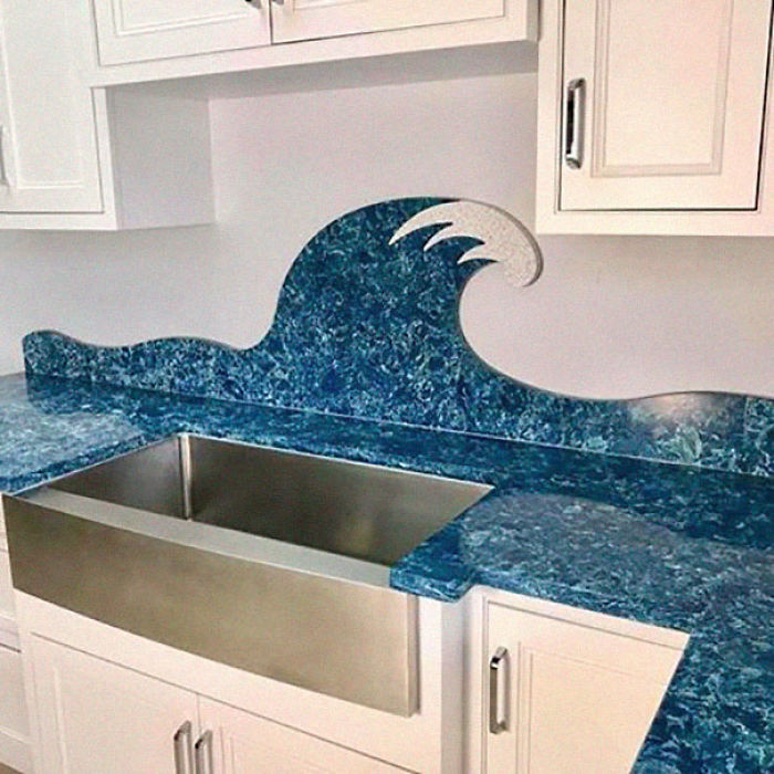 Real Estate Agent Posts 25 Of The Worst Home Design Finds By Her Fellow Agents