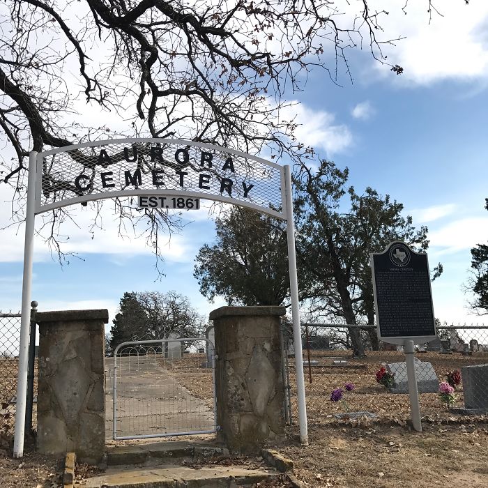 I Visited The Aurora Space Alien Grave – A Ufo Incident 50 Years Before Roswell I Visited The Aurora Space Alien Grave – A Ufo Incident 50 Years Before Roswell