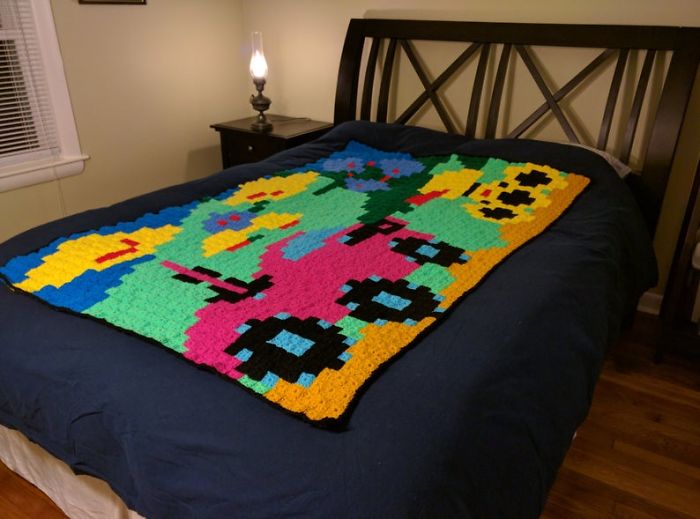 This Grandma Passionate About Crochet Dedicates Handmade Blankets To Retrogaming And Even In Summer, You Will Want One Of These This Grandma Passionate About Crochet Dedicates Handmade Blankets To Retrogaming And Even In Summer, You Will Want One Of These