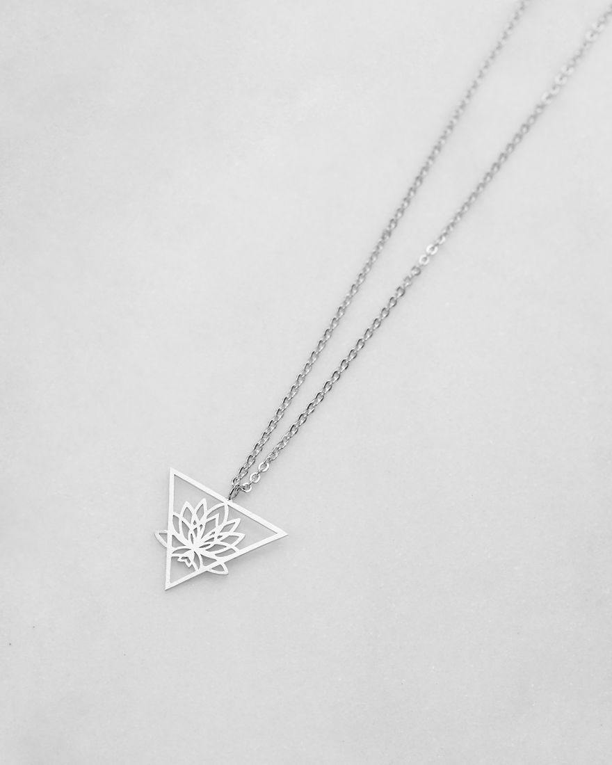 I Create Intricate Silver Pendants Based On My Papercuts (19 Pics) I Create Intricate Silver Pendants Based On My Papercuts (19 Pics)