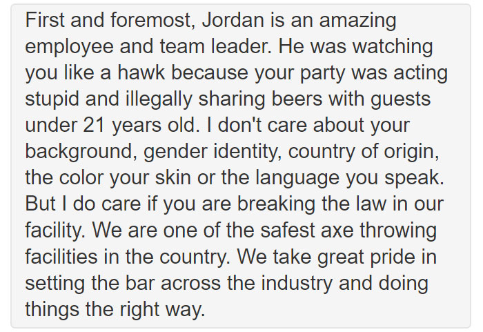 Customer Accuses Waiter Of Racism And Terrible Service, Gets Exposed By The Owner Customer Accuses Waiter Of Racism And Terrible Service, Gets Exposed By The Owner