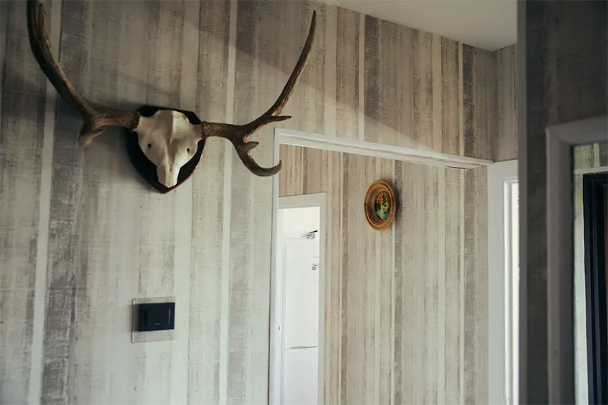 After Watching Chernobyl, My Boyfriend And I Designed Our Apartment In Soviet Style And Listed It In On Airbnb