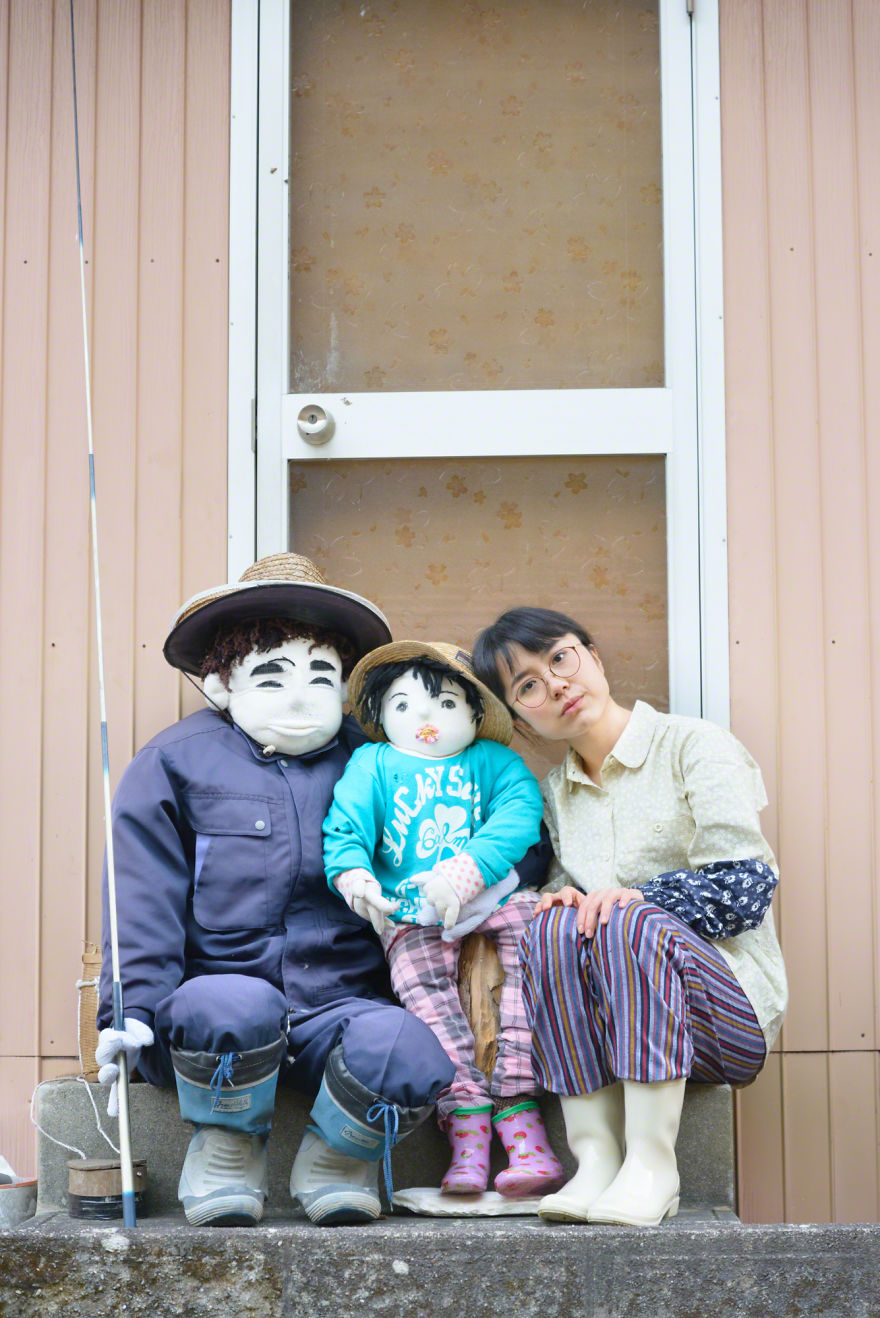 My 16 Self Portraits With Scarecrows Show The Depopulation Problems In Japan