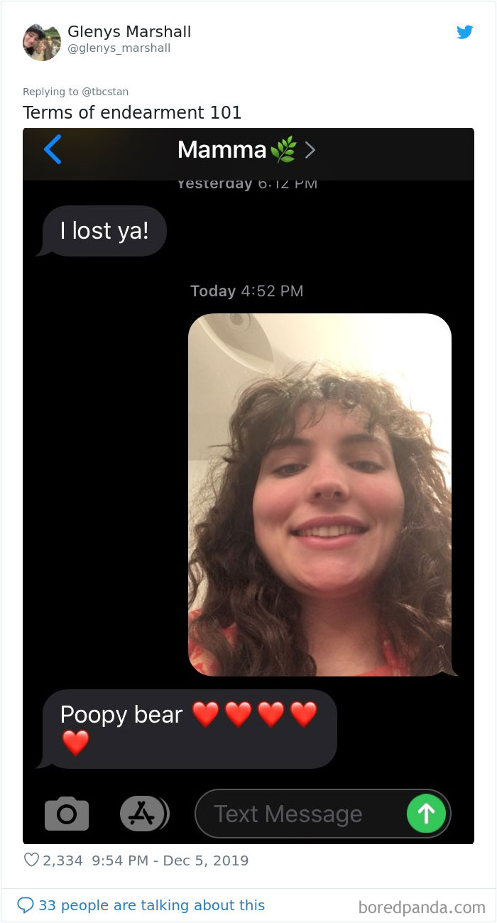 Girl Asks People To Send Their Selfies To Their Moms Without Any Context, 30 Share The Responses They Got