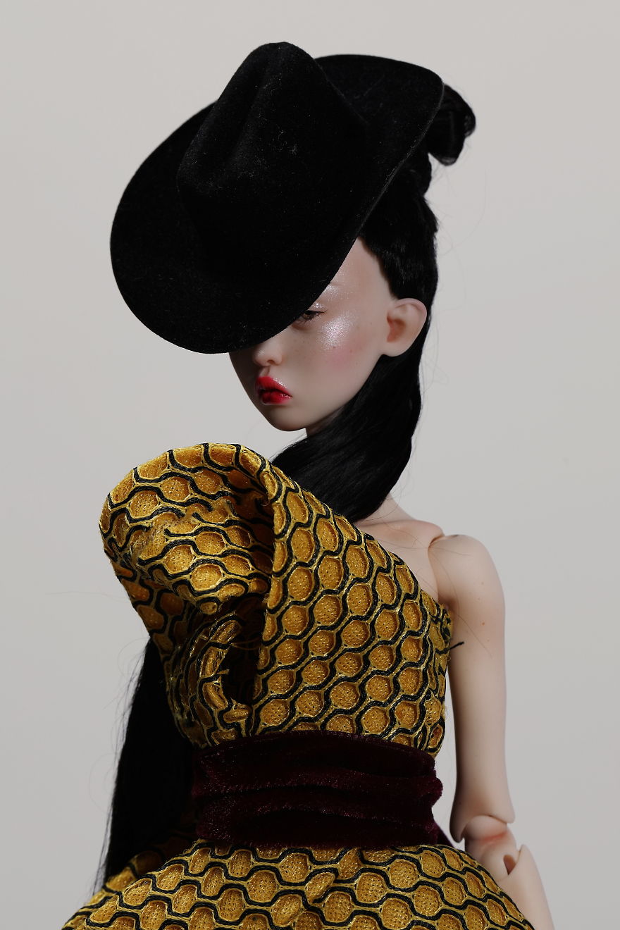 Popovy Sisters Holiday Edition Dolls With Michael Costello Popovy Sisters Holiday Edition Dolls With Michael Costello