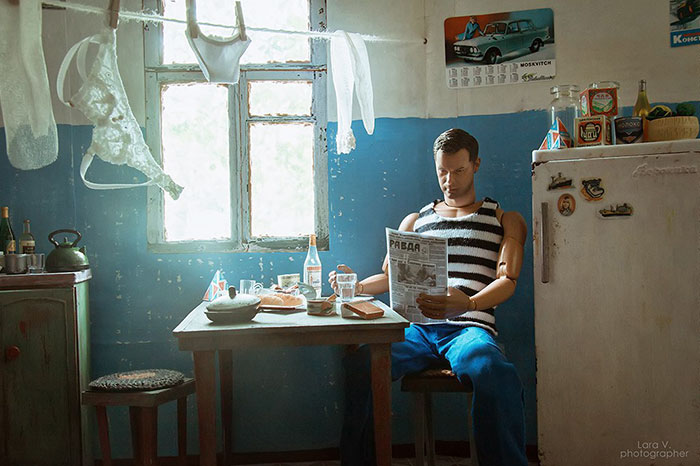 Photographer Captured What It Would Look Like If Barbie And Ken Lived In Soviet Russia Photographer Captured What It Would Look Like If Barbie And Ken Lived In Soviet Russia