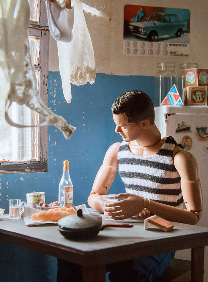Photographer Captured What It Would Look Like If Barbie And Ken Lived In Soviet Russia Photographer Captured What It Would Look Like If Barbie And Ken Lived In Soviet Russia