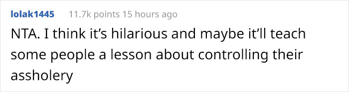 This Coffee Shop Employee Found A Genius Way To Deal With Jerk Customers, Asks People If She’s Mean For Doing So