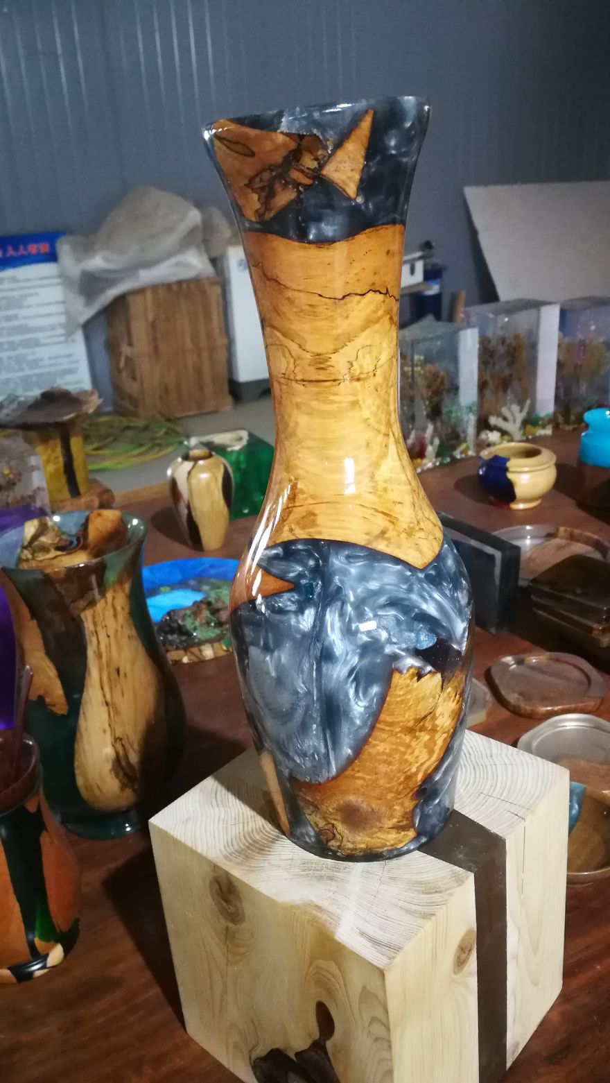 Delicate Creations Made From Solid Wood And Eco-Friendly Epoxy Resin Took 800 Days To Produce Delicate Creations Made From Solid Wood And Eco-Friendly Epoxy Resin Took 800 Days To Produce