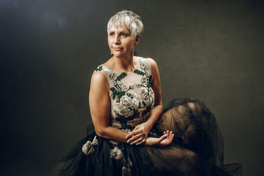 I Photographed And Interviewed, For Two Years, Eight Women Over 60, And Wrote Down Their Thoughts On Current Subjects I Photographed And Interviewed, For Two Years, Eight Women Over 60, And Wrote Down Their Thoughts On Current Subjects