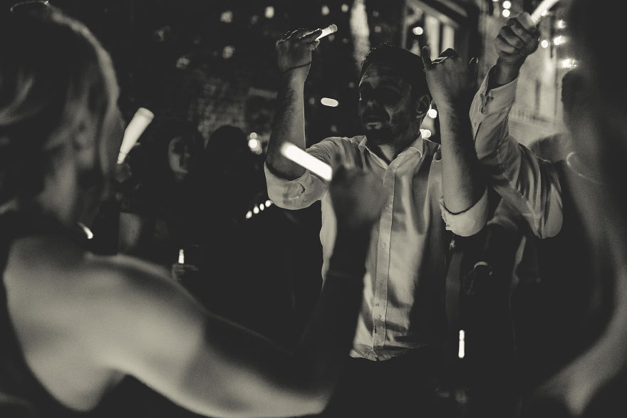 I Photographed A Wedding Where Both The Bride And The Groom Were Djs I Photographed A Wedding Where Both The Bride And The Groom Were Djs