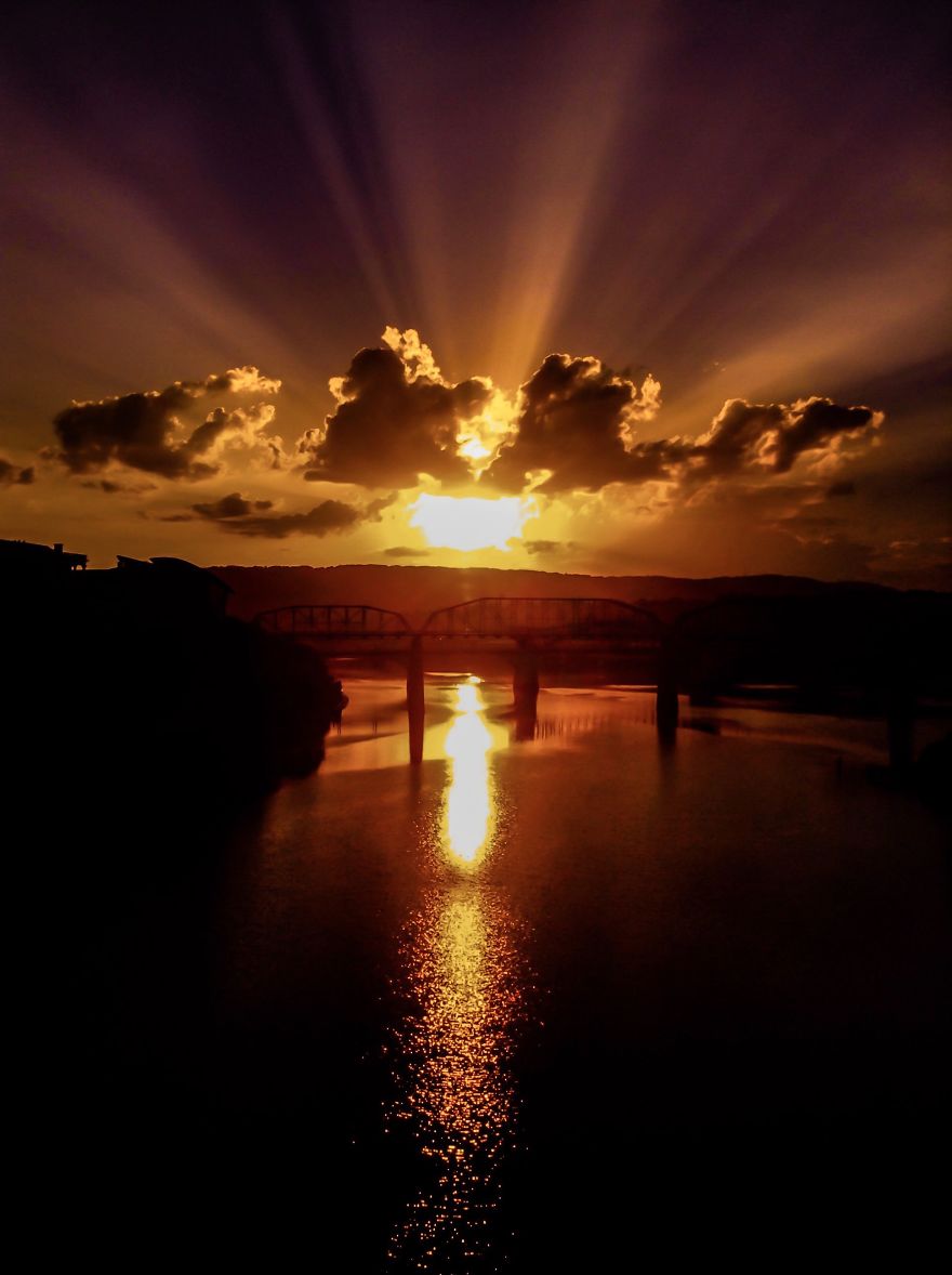 I Captured Cyberpunk Inspired Photos In My City Chattanooga I Captured Cyberpunk Inspired Photos In My City Chattanooga