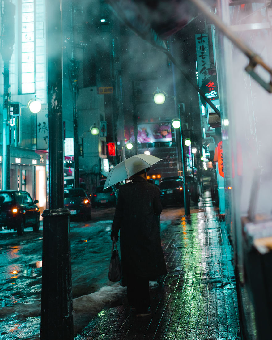 I Spent 3 Weeks In Japan This Winter, Here Are My Best Cyberpunk And Noir Film Inspired Photographs (34 Pics) I Spent 3 Weeks In Japan This Winter, Here Are My Best Cyberpunk And Noir Film Inspired Photographs (34 Pics)