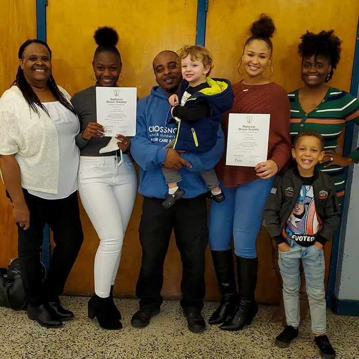 Black Mom Gets Accused Of Stealing A White Boy That’s Actually Her Son, Says People Are Extremely Judgmental Black Mom Gets Accused Of Stealing A White Boy That’s Actually Her Son, Says People Are Extremely Judgmental