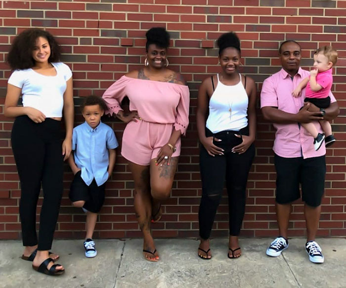 Black Mom Gets Accused Of Stealing A White Boy That’s Actually Her Son, Says People Are Extremely Judgmental Black Mom Gets Accused Of Stealing A White Boy That’s Actually Her Son, Says People Are Extremely Judgmental