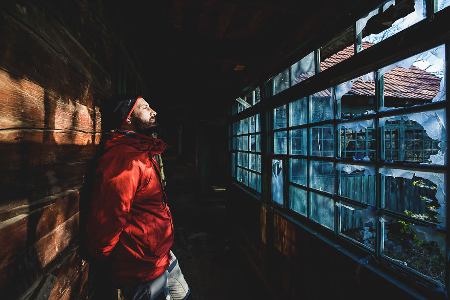 19 Pictures I Took Of Abandoned Places In The Apuseni Mountains