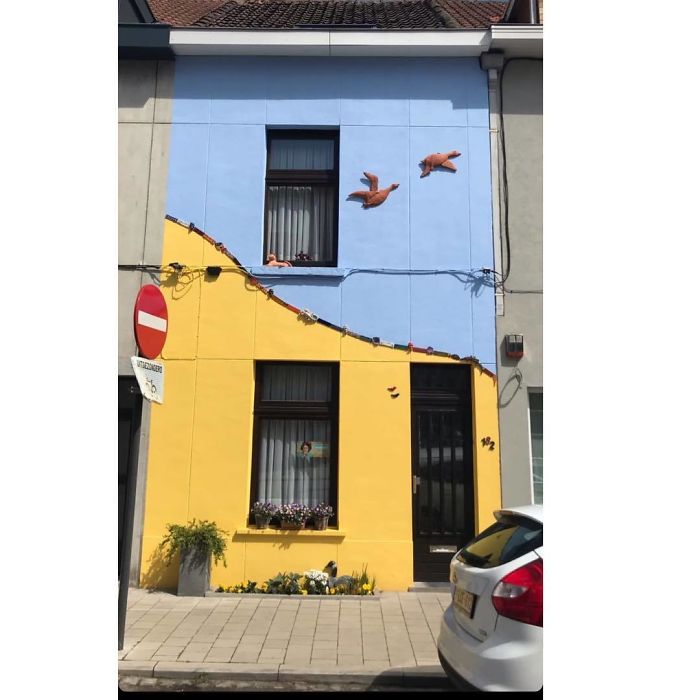 Belgian Guy Documents Ugly Houses He Sees And They’re So Bad, It’s Hilarious (45 New Pics) Belgian Guy Documents Ugly Houses He Sees And They’re So Bad, It’s Hilarious (45 New Pics)