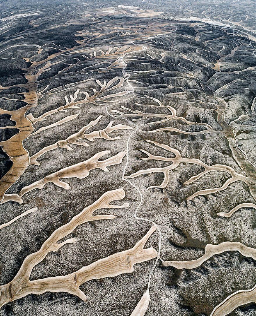 I Photographed Dry Spanish Farmlands That Resemble The Paintings Of Picasso, Miró, And Dalí