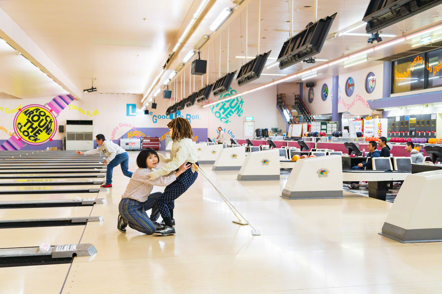 My 12 New Self-Portraits With A Scarecrow To Raise Awareness Of Depopulation Problems In Japan My 12 New Self-Portraits With A Scarecrow To Raise Awareness Of Depopulation Problems In Japan