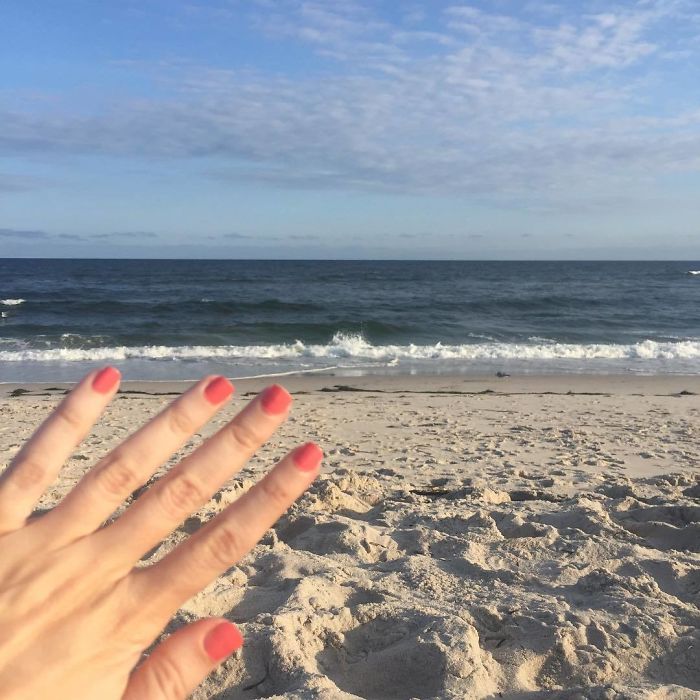 If You’re Tired Of All The Engagement Pics On Social Media, The Instagram Account ‘Not Engaged’ Is What You Need If You’re Tired Of All The Engagement Pics On Social Media, The Instagram Account ‘Not Engaged’ Is What You Need