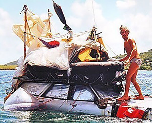 In 1999, This Man And His Friend Spent 119 Days In A Floating Car And Crossed The Atlantic In 1999, This Man And His Friend Spent 119 Days In A Floating Car And Crossed The Atlantic