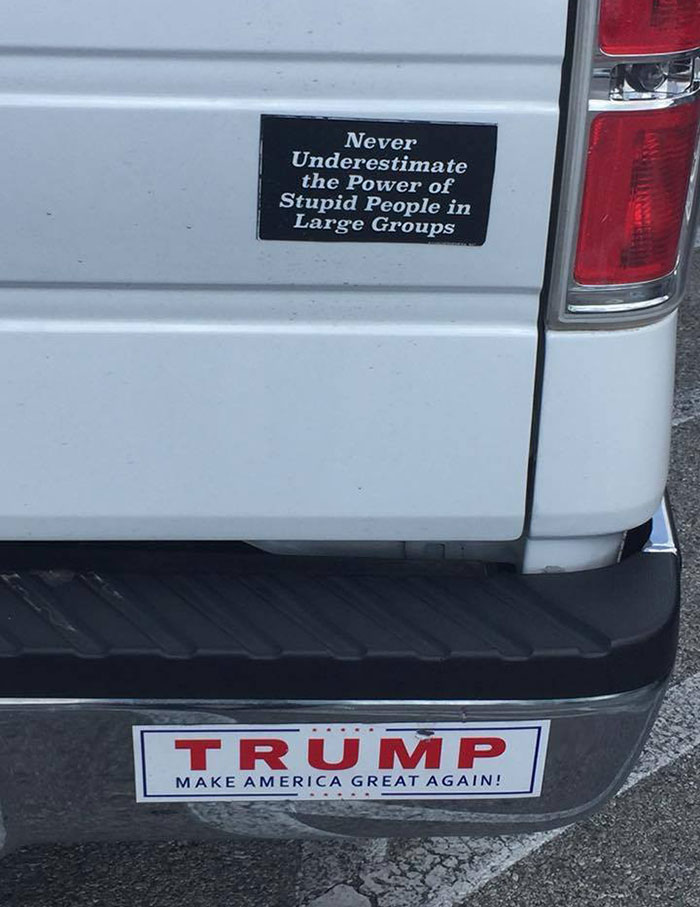 45 Times People Captured Hilariously Ironic Moments (New Pics) 45 Times People Captured Hilariously Ironic Moments (New Pics)