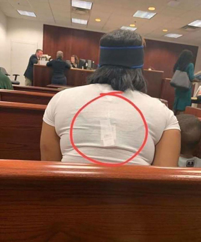 45 Times People Captured Hilariously Ironic Moments (New Pics) 45 Times People Captured Hilariously Ironic Moments (New Pics)