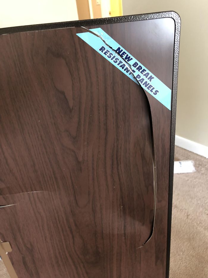 45 Times People Captured Hilariously Ironic Moments (New Pics) 45 Times People Captured Hilariously Ironic Moments (New Pics)