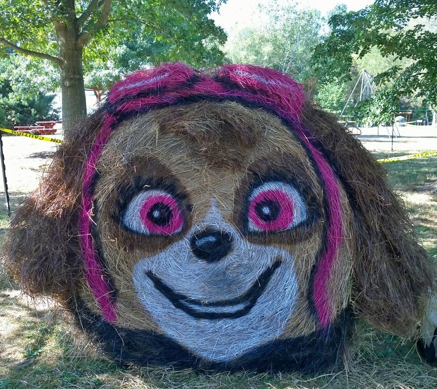 My Sculptures Of Famous Characters On Hay Bales Will Put You In The Halloween Mood (14 New Pics) My Sculptures Of Famous Characters On Hay Bales Will Put You In The Halloween Mood (14 New Pics)