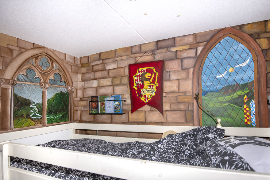 19 Pics Of My Daughter’s Bedroom Turned Into Hogwarts 19 Pics Of My Daughter’s Bedroom Turned Into Hogwarts