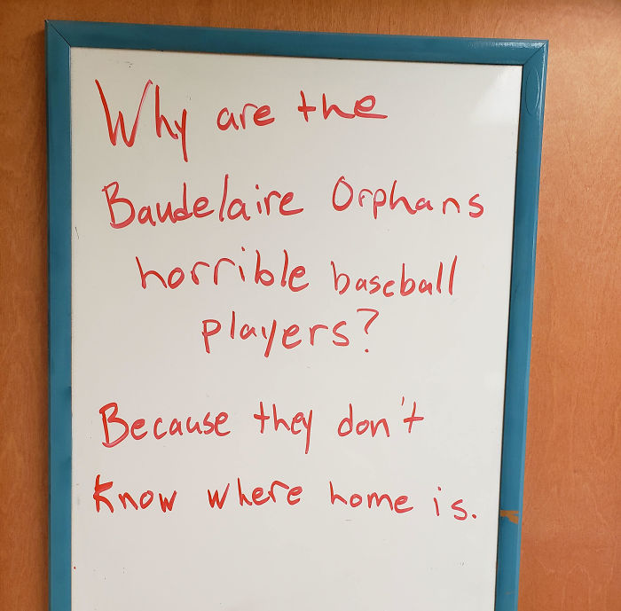 Guy Writes The Stupidest Jokes On A Board At Work Hoping Someone Will Stop Him One Day (24 Pics) Guy Writes The Stupidest Jokes On A Board At Work Hoping Someone Will Stop Him One Day (24 Pics)