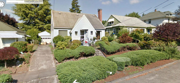 16 People Who Found Their Loved Ones On Google Street View And It Warmed Their Hearts 16 People Who Found Their Loved Ones On Google Street View And It Warmed Their Hearts