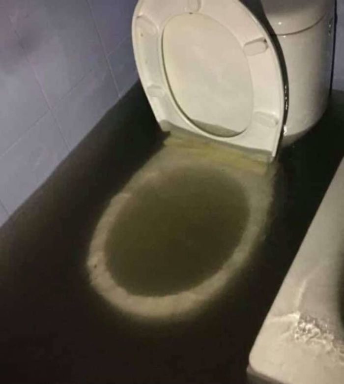 There’s A Facebook Group That Posts Toilets With Threatening Auras, And Here’s 40 Of The Best Ones There’s A Facebook Group That Posts Toilets With Threatening Auras, And Here’s 40 Of The Best Ones