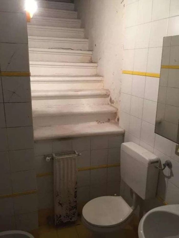 There’s A Facebook Group That Posts Toilets With Threatening Auras, And Here’s 40 Of The Best Ones There’s A Facebook Group That Posts Toilets With Threatening Auras, And Here’s 40 Of The Best Ones