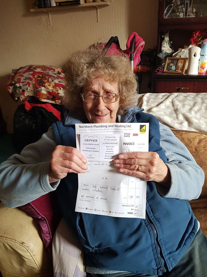 People Donate $99K To The Plumber Who Refused To Take Money From A 91-Year-Old Client