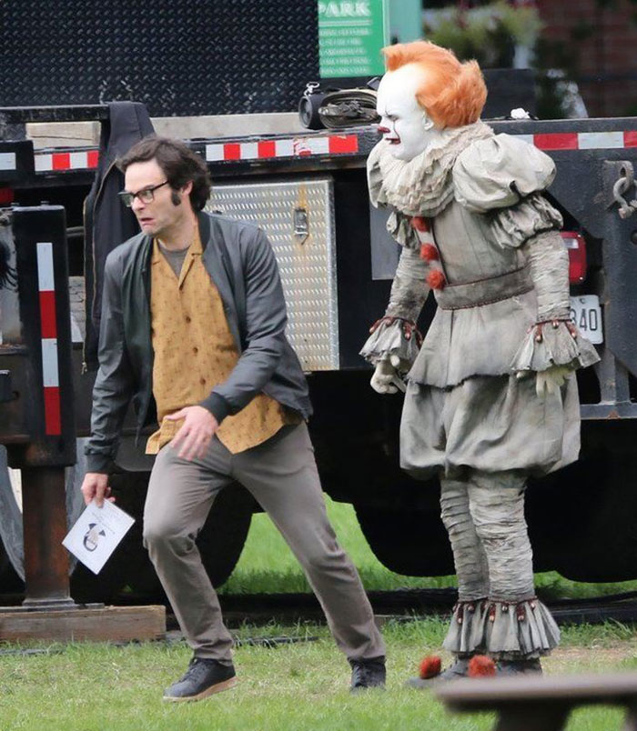 Turns Out, Pennywise’s Crossed Eyes Are Not CGI And It Seriously Spooked Bill Hader On Set