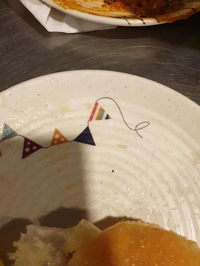 30 Epic Restaurant And Bar Design Fails That Are So Bad, People Had To Shame Them Online 30 Epic Restaurant And Bar Design Fails That Are So Bad, People Had To Shame Them Online