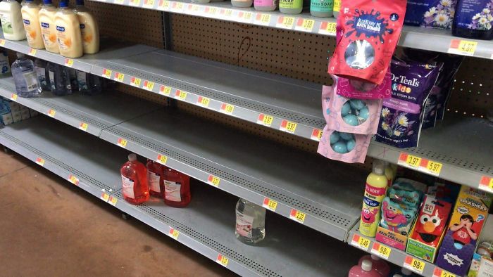 American Man Feels All The Symptoms Of Coronavirus, Tries Getting Tested, Finds Himself Surrounded By Unprofessionalism American Man Feels All The Symptoms Of Coronavirus, Tries Getting Tested, Finds Himself Surrounded By Unprofessionalism