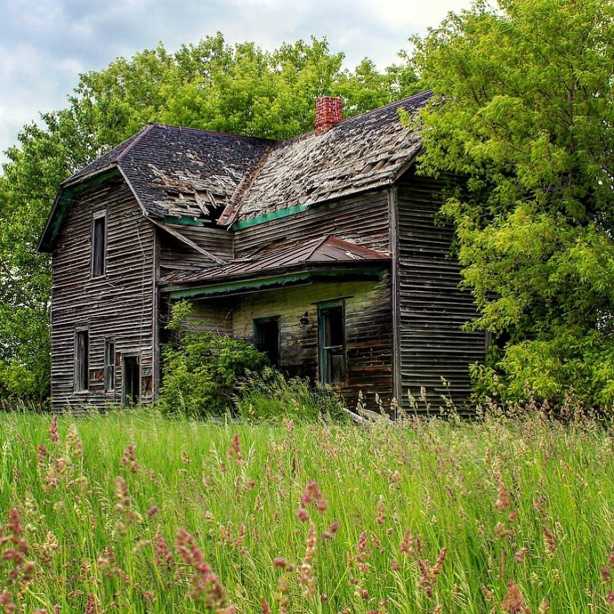I Explore Abandoned Homes Throughout Rural Wisconsin I Explore Abandoned Homes Throughout Rural Wisconsin