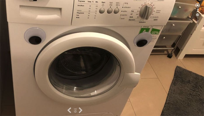 Girlfriend Orders 1K Googly Eyes, Spends 2 Hours Sticking Half Of Them On Everything In Her Boyfriend’s Apartment Girlfriend Orders 1K Googly Eyes, Spends 2 Hours Sticking Half Of Them On Everything In Her Boyfriend’s Apartment