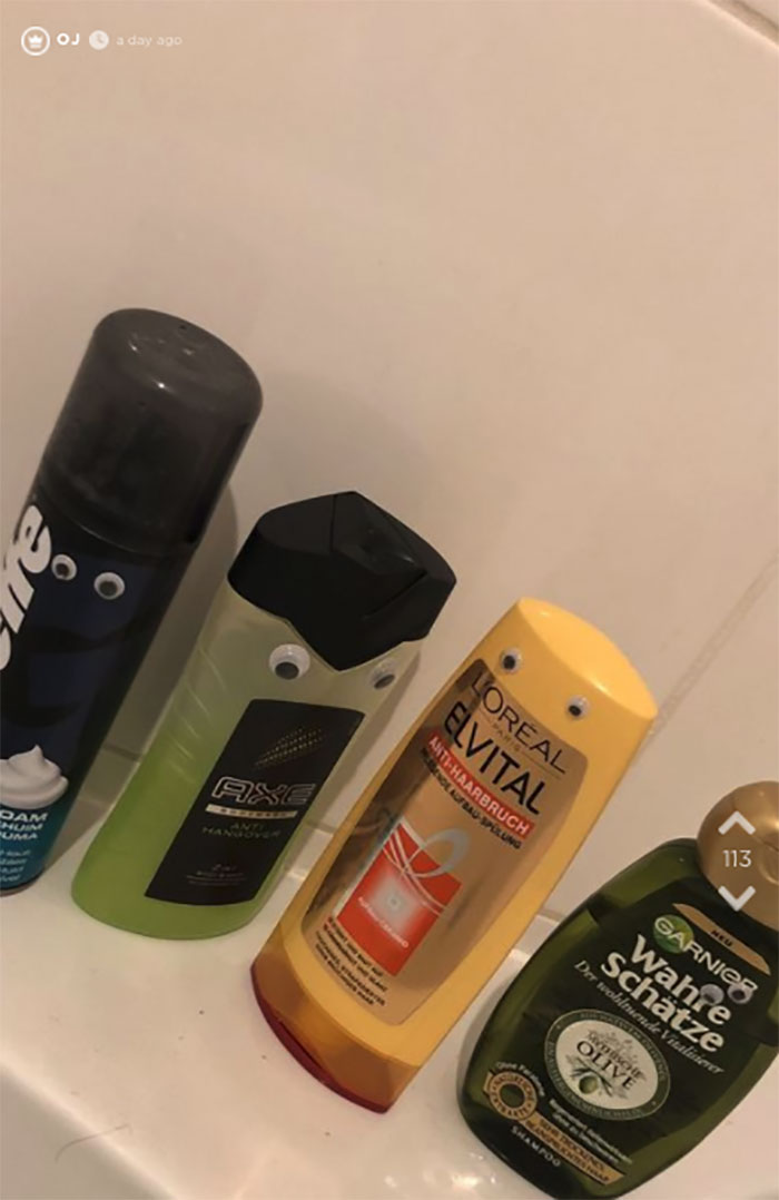 Girlfriend Orders 1K Googly Eyes, Spends 2 Hours Sticking Half Of Them On Everything In Her Boyfriend’s Apartment Girlfriend Orders 1K Googly Eyes, Spends 2 Hours Sticking Half Of Them On Everything In Her Boyfriend’s Apartment