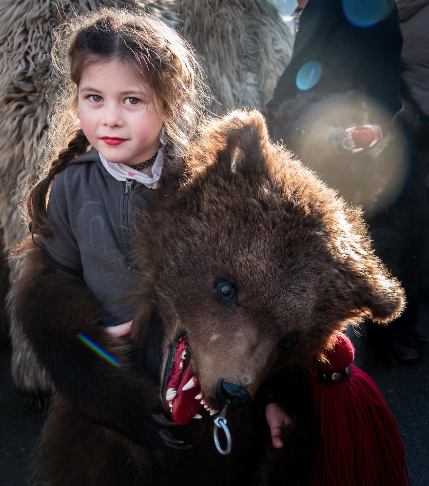 I Traveled To Romania In Winter To Capture The Beautiful Nature And Old Traditions (26 Pics) I Traveled To Romania In Winter To Capture The Beautiful Nature And Old Traditions (26 Pics)