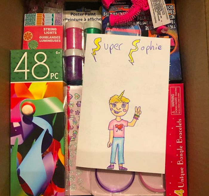 I Want To Cheer Up People With Life-Threatening Diseases So I Send Them Cheer Packages (19 Pics) I Want To Cheer Up People With Life-Threatening Diseases So I Send Them Cheer Packages (19 Pics)