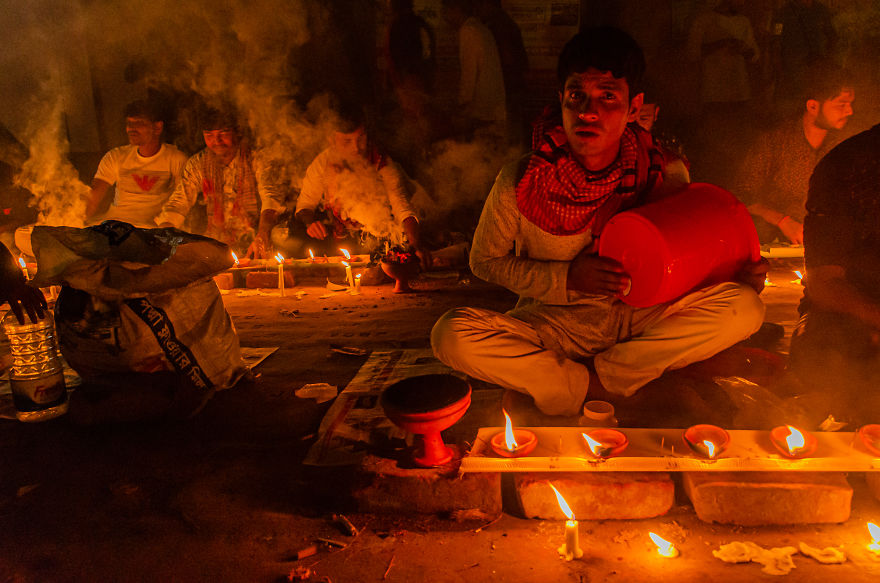 I Capture A Ritual Of Hindu Devotees Called “Rakher Upobash” I Capture A Ritual Of Hindu Devotees Called “Rakher Upobash”