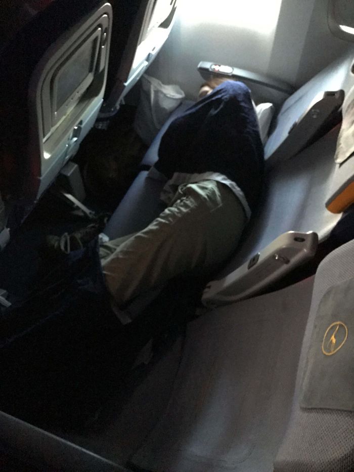 40 Examples Of People Who Are Total Jerks (New Pics)